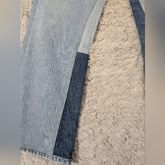 Redone Levi's 70s Loose Flare - Picture 6 of 9